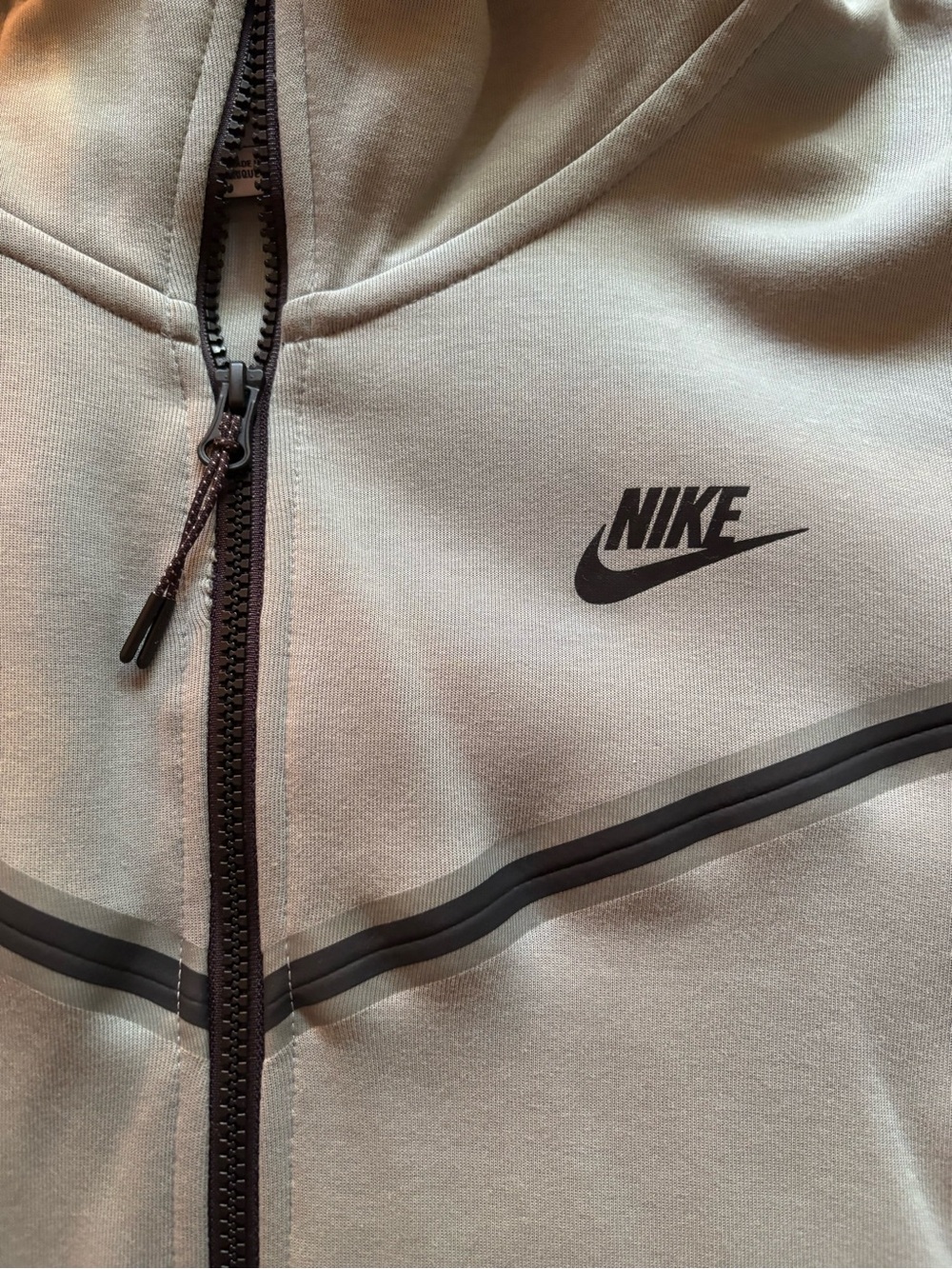Nike Tech Fleece- Men’s Sage Green
